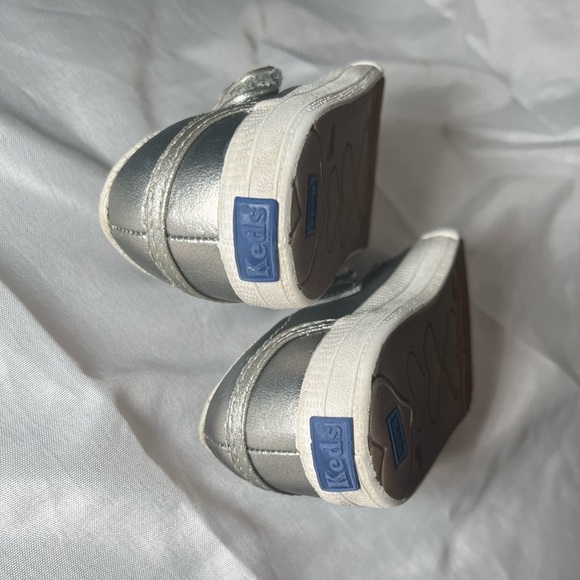 Keds Silver Pink Sneakers with Sporty Design Size 5 - Picture 7 of 8